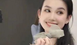 网红母女吃瓜,揭秘娱乐圈幕后真相