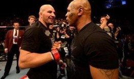 采访泰森爆料视频大全集,揭秘拳王背后的真实人生