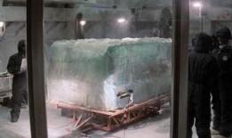 冰冻在线观看,揭秘极地奇观，在线观看的冰雪之旅