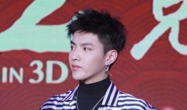 娱乐吃瓜君吴亦凡,娱乐圈风云再起，吃瓜群众热议不断